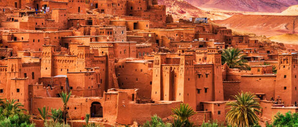 ait-benhaddou-ancienne-ville-dans-lafrique-du-nord-maroc